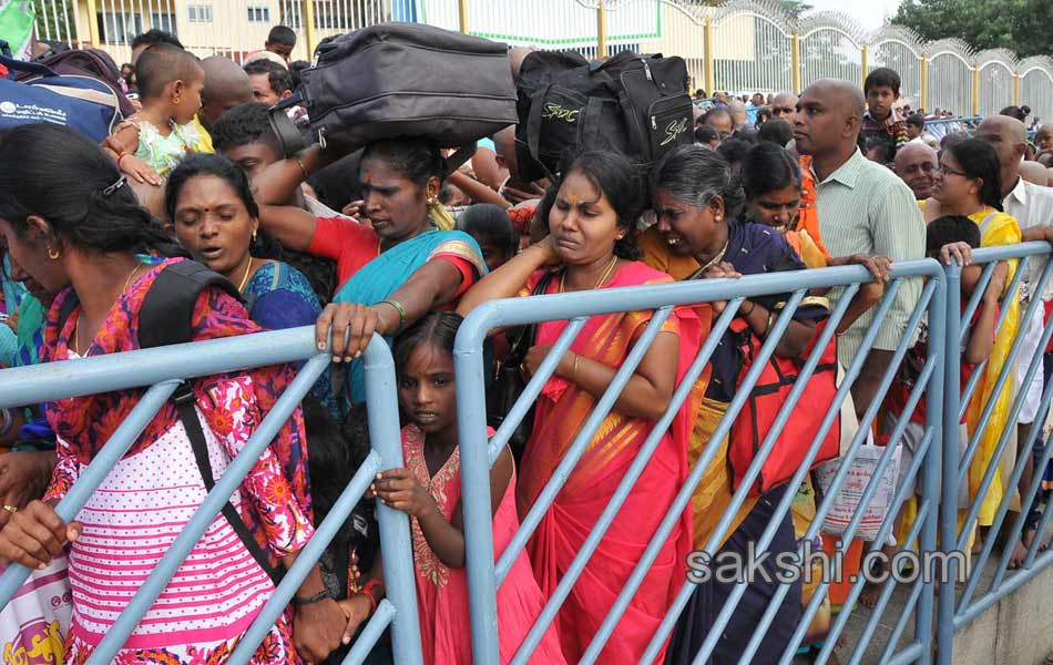 heavy rush in tirumala4