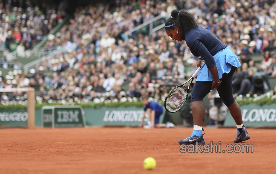 French Open Garbine Muguruza upsets Serena Williams for women s title15