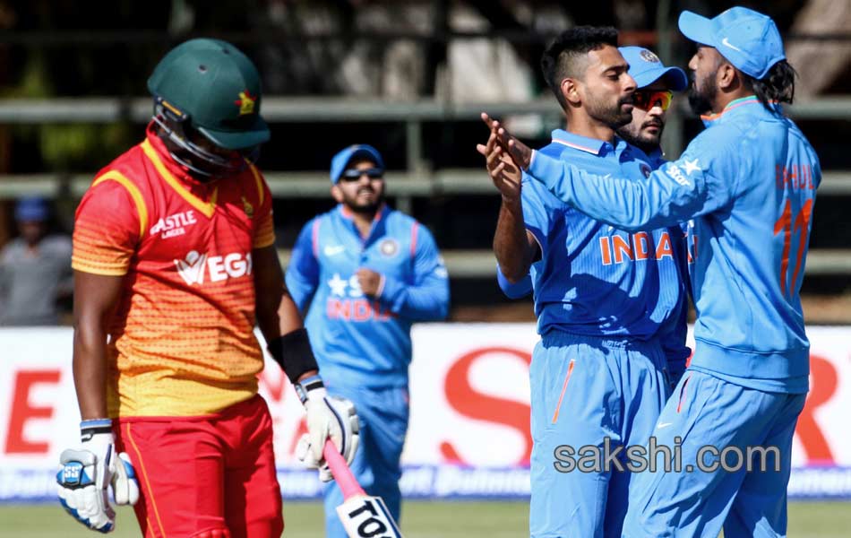 india beats zimbabwe in second one day achives series by 2 07