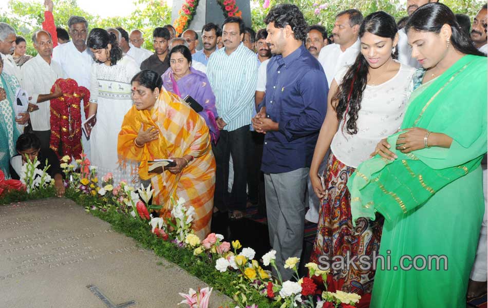 ys rajasekhar reddy 67th birth anniversary - Sakshi8