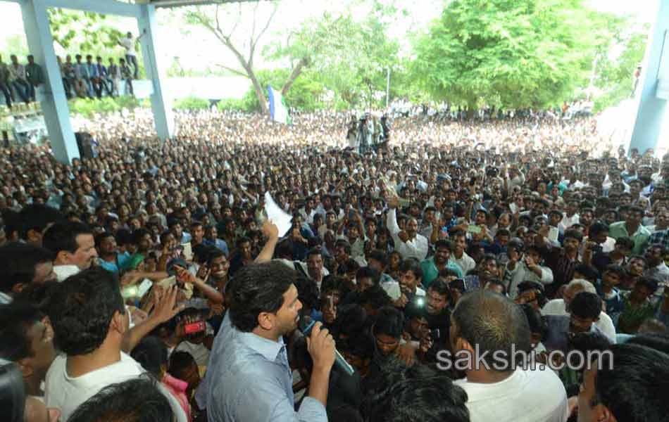 ysjagan mohan reddy tour in west godavar - Sakshi18