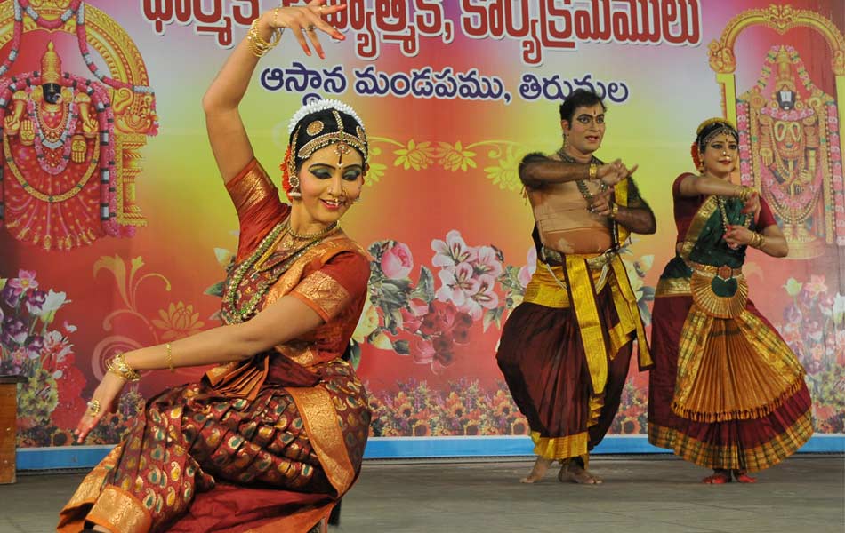 kuchipudi dance4