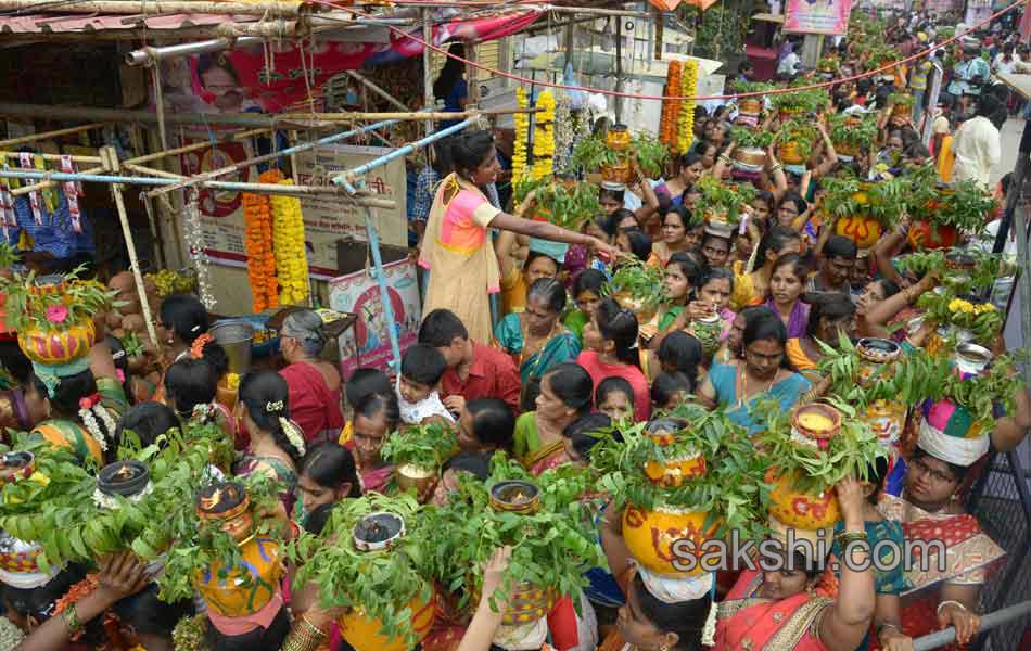 Ujjaini Mahankali Bonalu Festival - Sakshi16