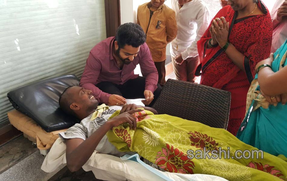 jr ntr to meet cancer patient6