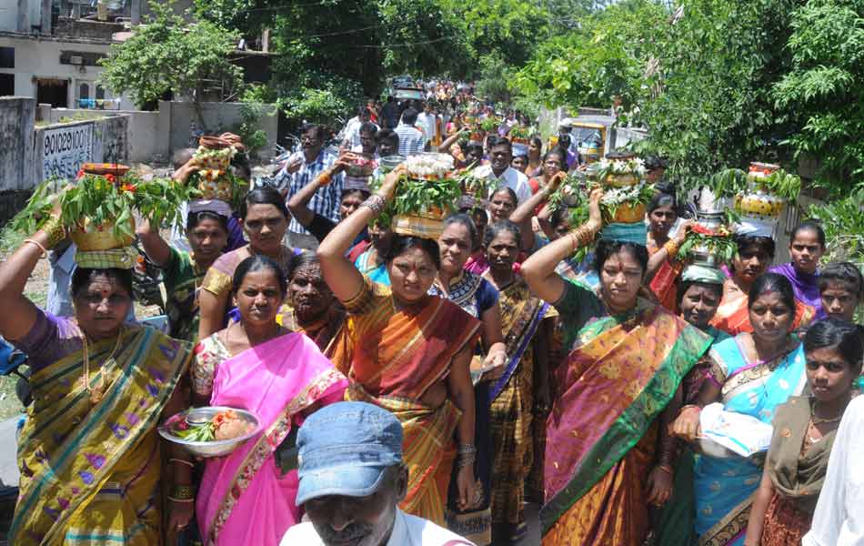 grand celebrations of pochamma bonalu1