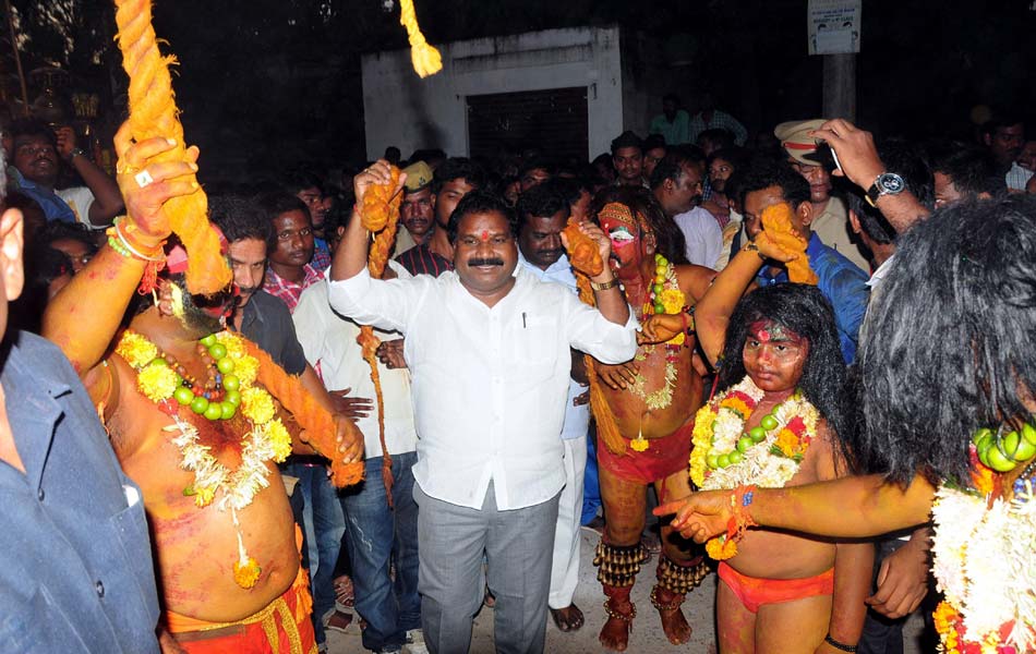 grand celebrations of pochamma bonalu4