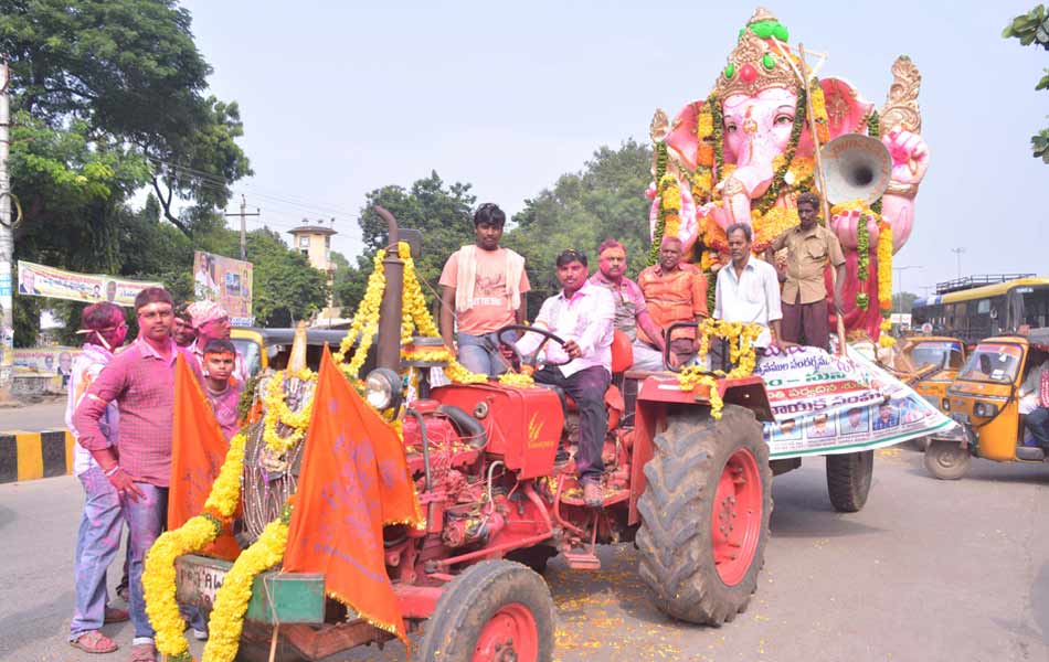 Vinayaka immersion - Sakshi15