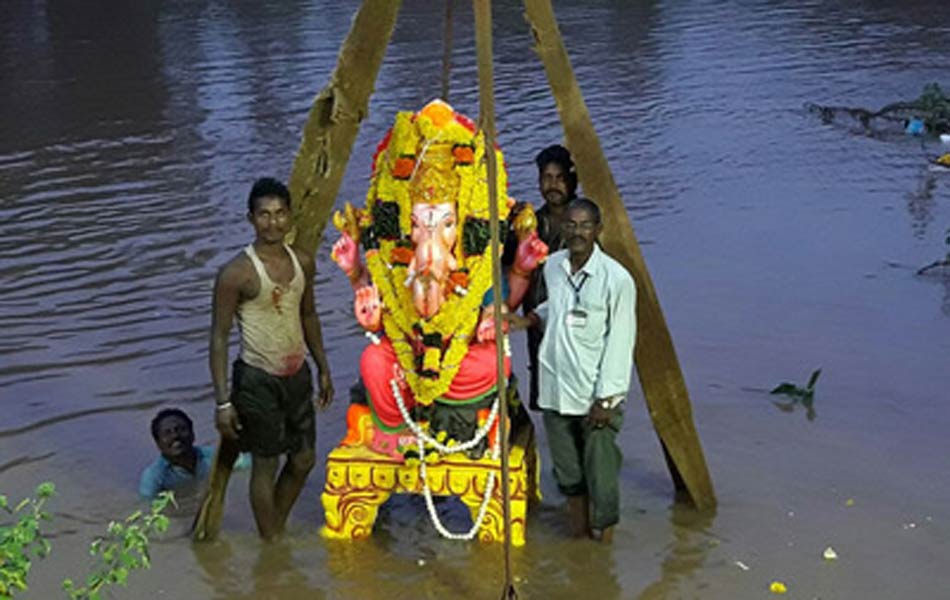 ganesh nimajjanam4