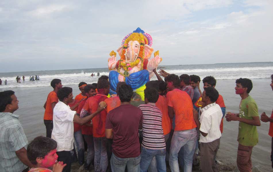 ganesh nimajjanam11