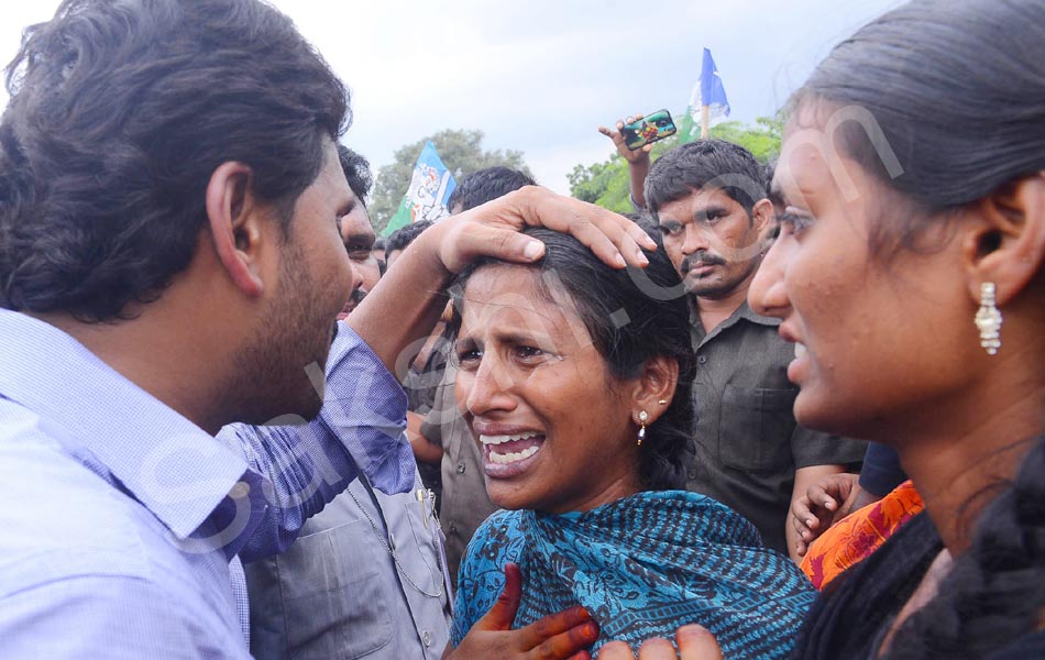 YS Jagan Tour in Guntur District Floods Area - Sakshi21