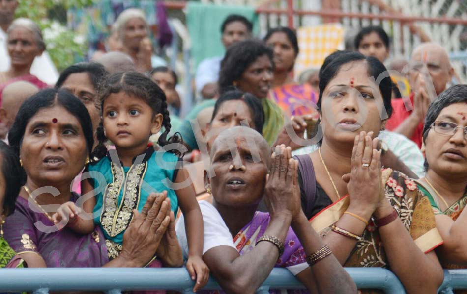 China Shesha Vahana Seva in Tirupati9