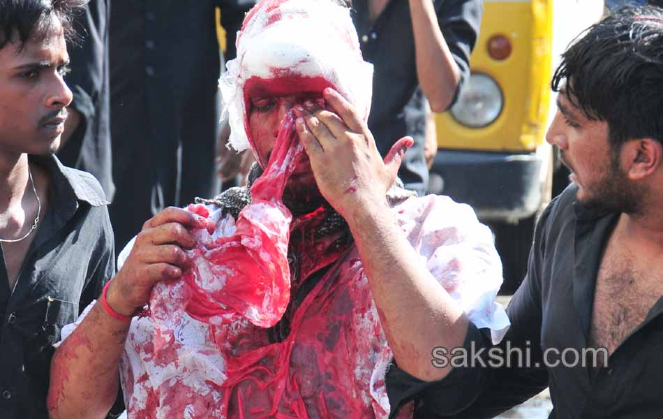 moharram festivel in hyderabad charminar2