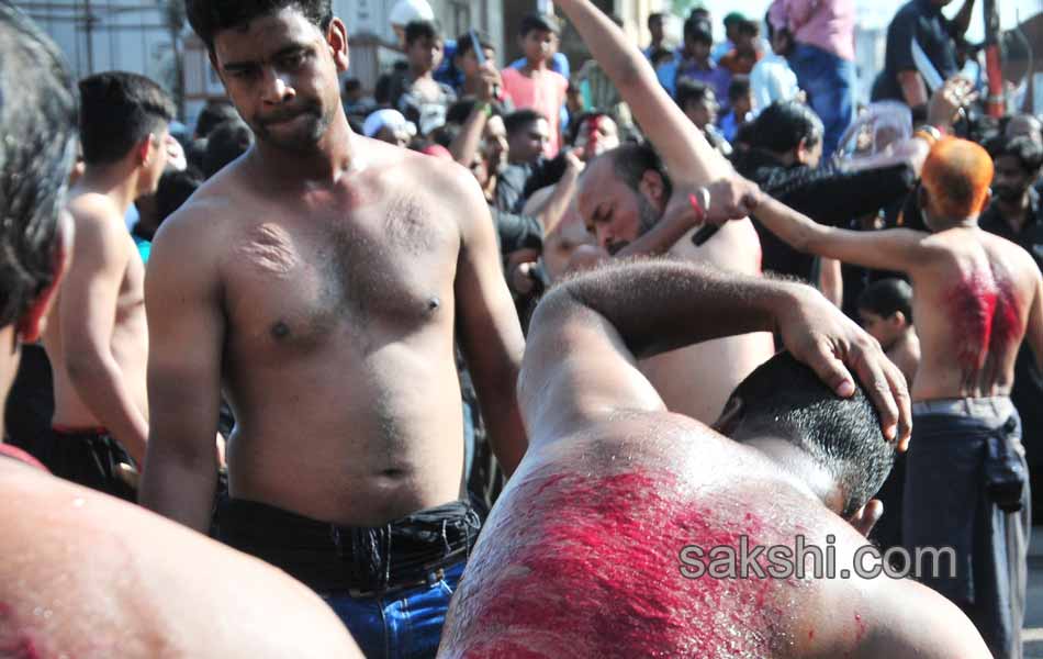 moharram festivel in hyderabad charminar21