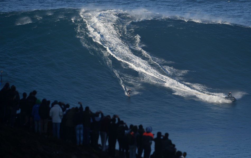 surfing rides9