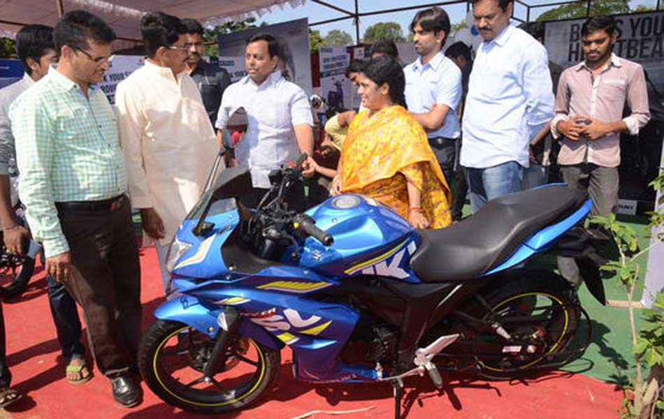 mega auto show - Sakshi3