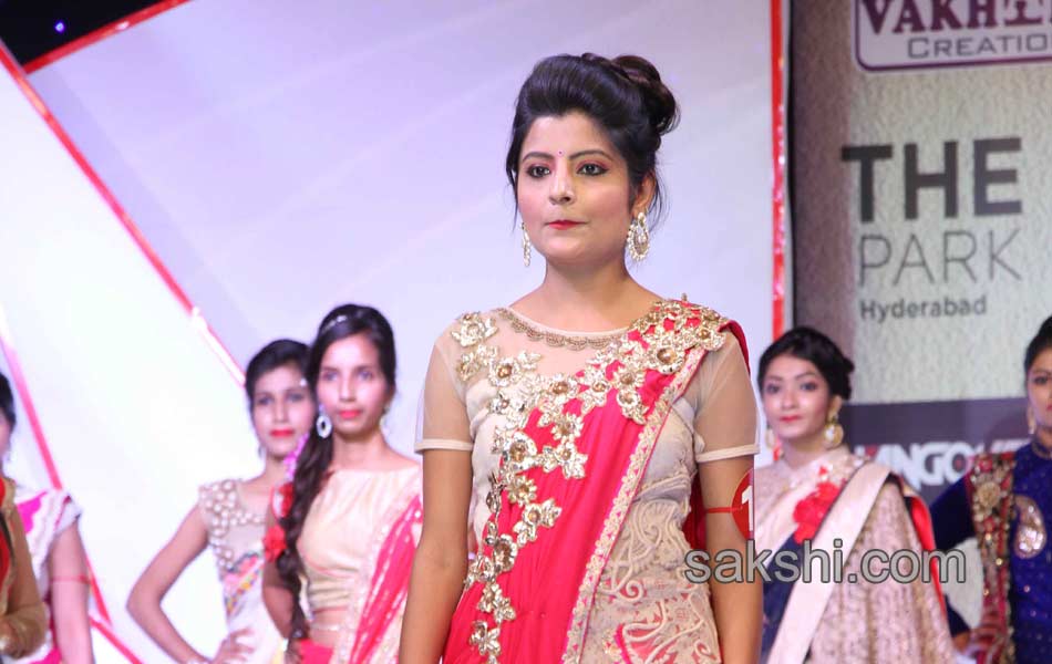 Miss and Mrs Gujarati - Sakshi15