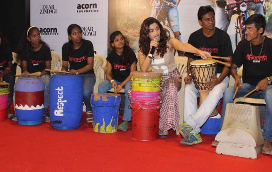 Alia Bhatt Celebrates Childrens Day 20167