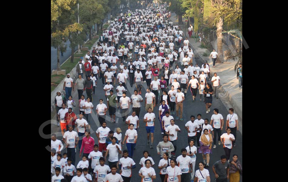 hyderabad 10k run - Sakshi14