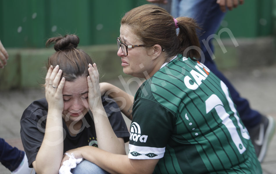 Colombia plane crash 71 dead on Brazil soccer teams charter flight10