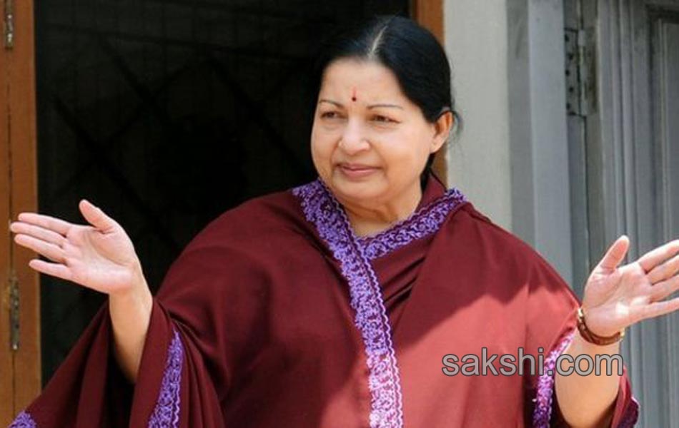 Jayalalitha passes away2