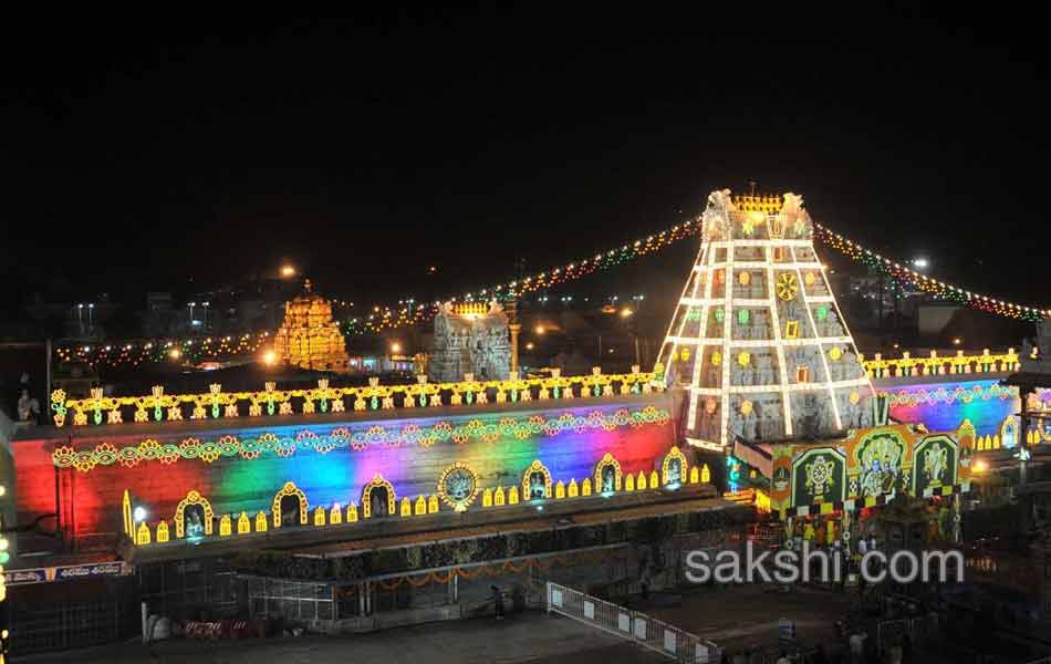 Tirumala Tirupati Vaikunta Ekadasi - Sakshi3