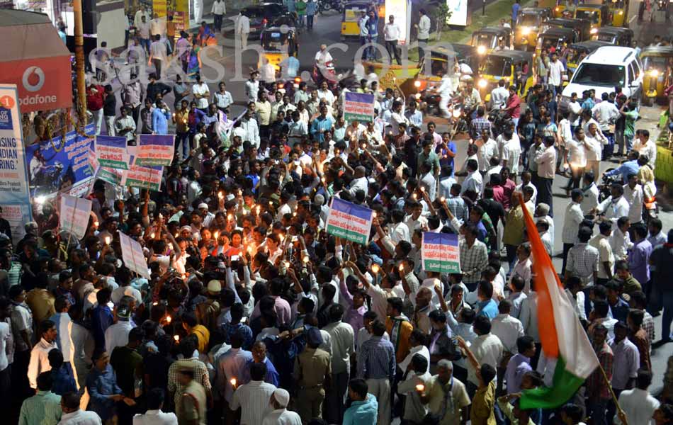 Candle Rally in R K Beach Vizag - Sakshi20