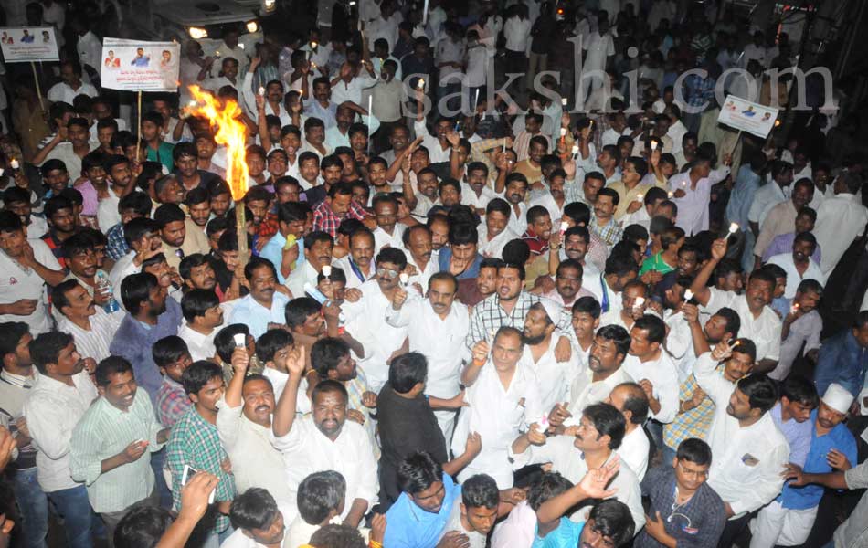 Candle Rally in R K Beach Vizag - Sakshi32