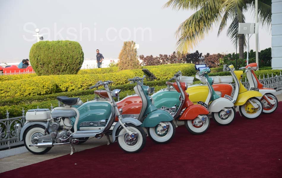 vintage cars show in hyderabad Falaknuma Palace - Sakshi5