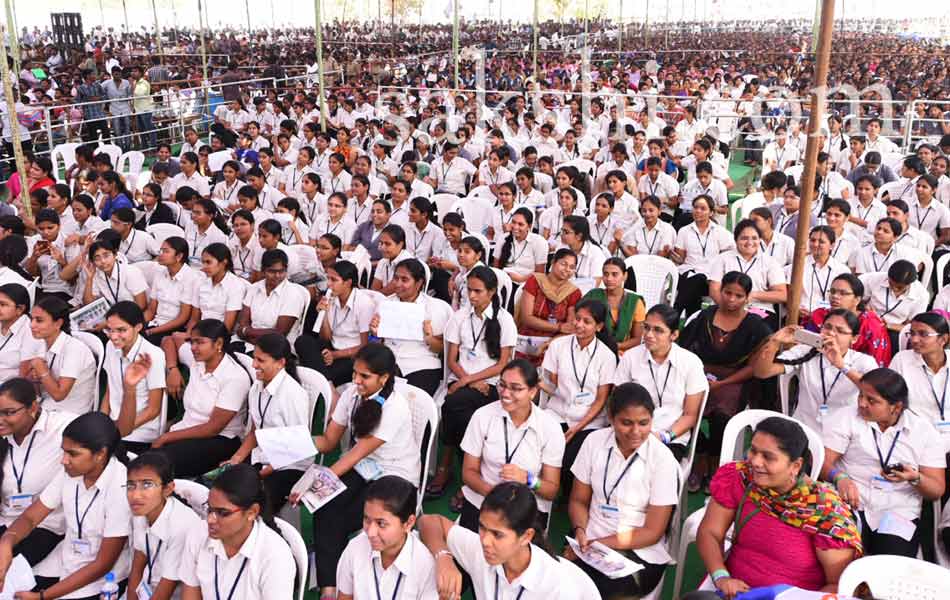 YS Jagan Yuva Bheri in Guntur - Sakshi20