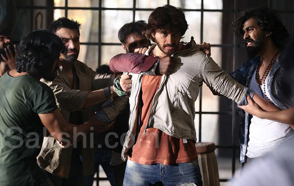 rogue movie stills - Sakshi9