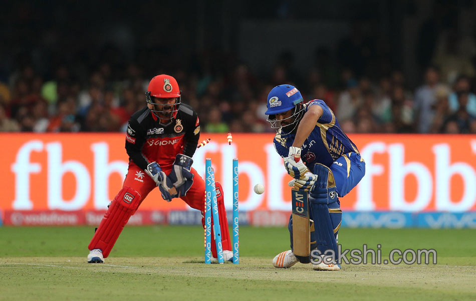 Mumbai Indians beat Royal Challengers Bangalore by 4 wickets7