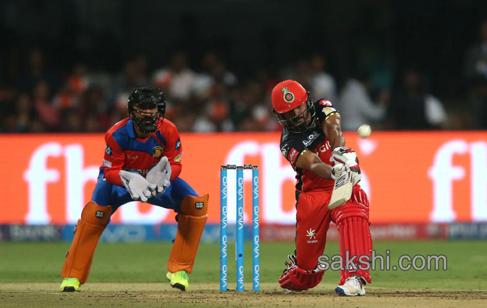 Gujarat Lions win Royal Challengers Bangalore - Sakshi18