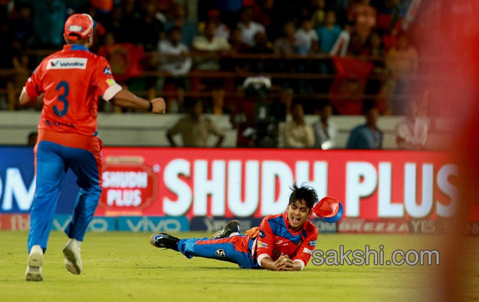 mumbai beat gujarat in super over thriller - Sakshi8