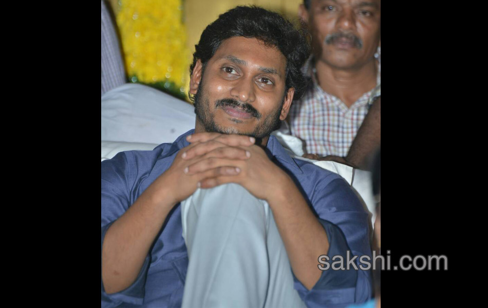 YS Jagan Mohan Reddy Rythu Deeksha Second Day - Sakshi10