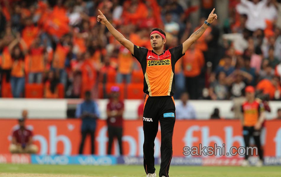 pune beats sunrisers by 12 runs17