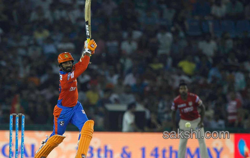 gujarat lions won by 6 wickets on kings xi punjab - Sakshi5