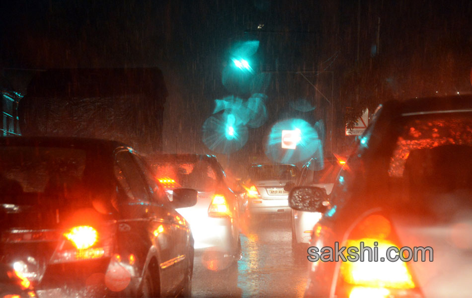 heavy  rain in hyderbad city10