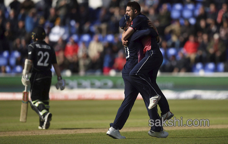 England vs New Zealand Champions Trophy16