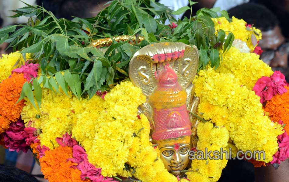 Golkonda bonalu2017 - Sakshi5