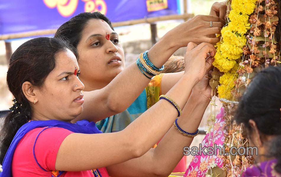 golkonda bonalu - Sakshi25