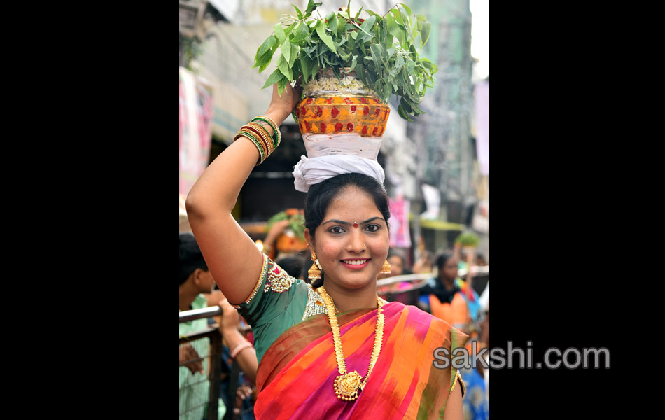 Secunderabad Ujjaini Mahankali Bonalu7