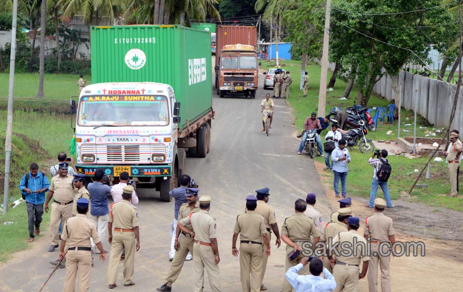 Tundurru People Protest Against Aqua Food Park - Sakshi20