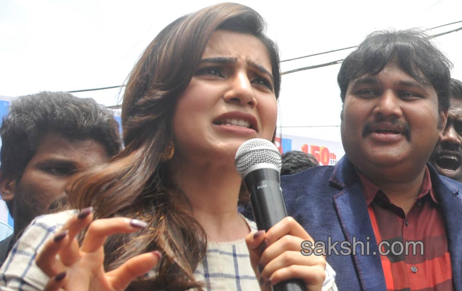 Samantha launches Big C showroom in warangal14