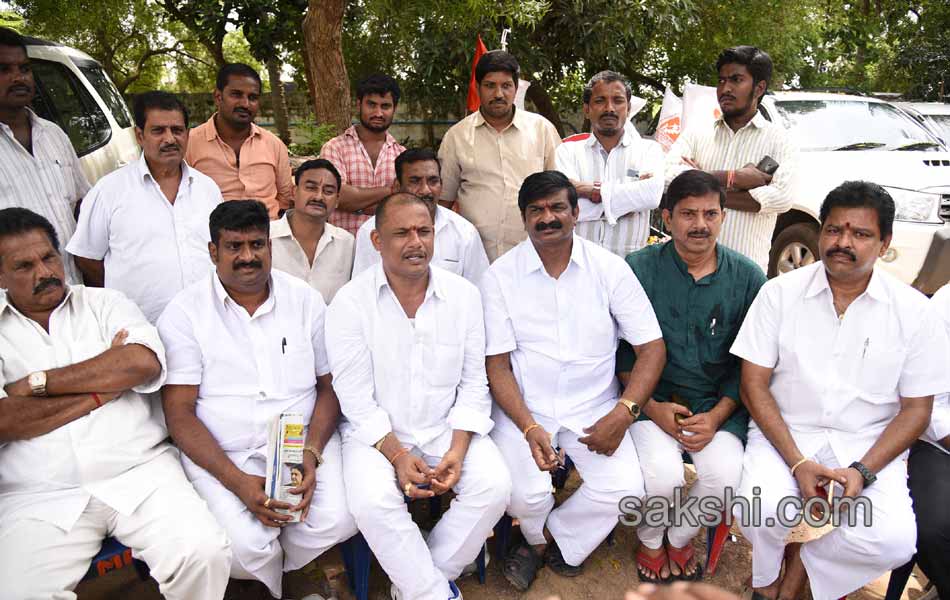 Government determined to foil mudragada padmanabham padayatra15