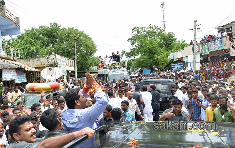 YS Jagan Tour in Nandyala - Sakshi16