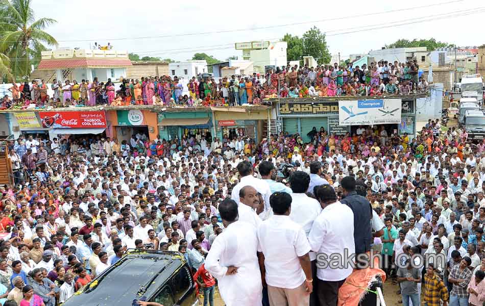 YS Jagan Tour in Nandyala - Sakshi22