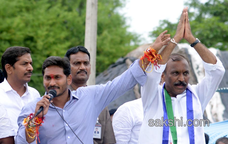 YS Jagan Tour in Nandyala - Sakshi29