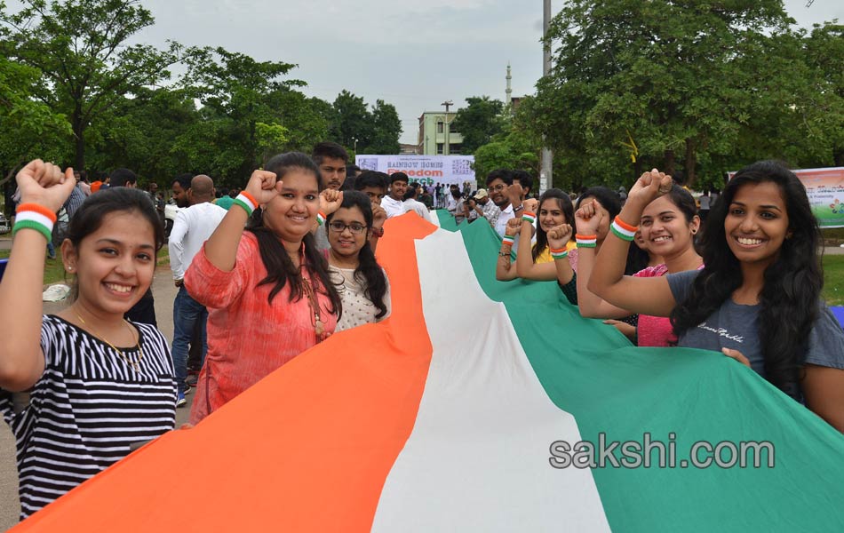 BJP Tiranga Yatra at Peoples Plaza - Sakshi8