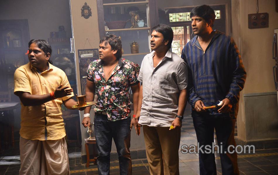 Anando Brahma Movie Working Stills2