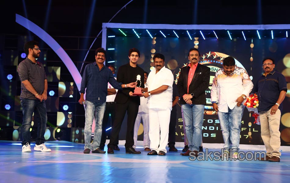 Santosham South India Film awards8